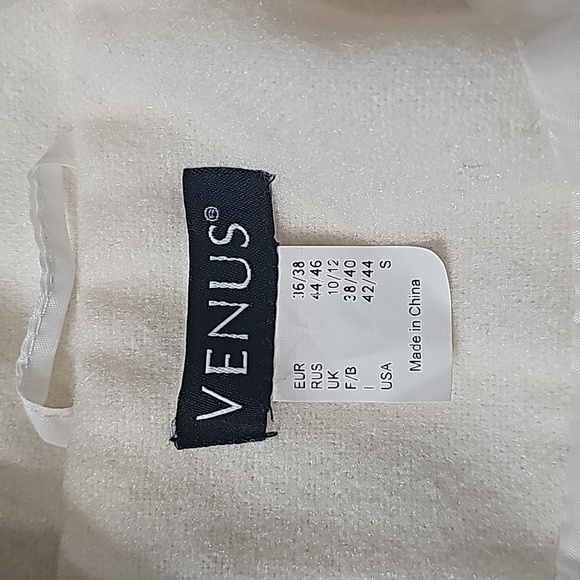 Venus cream pea coat. Size S - Picture 6 of 6